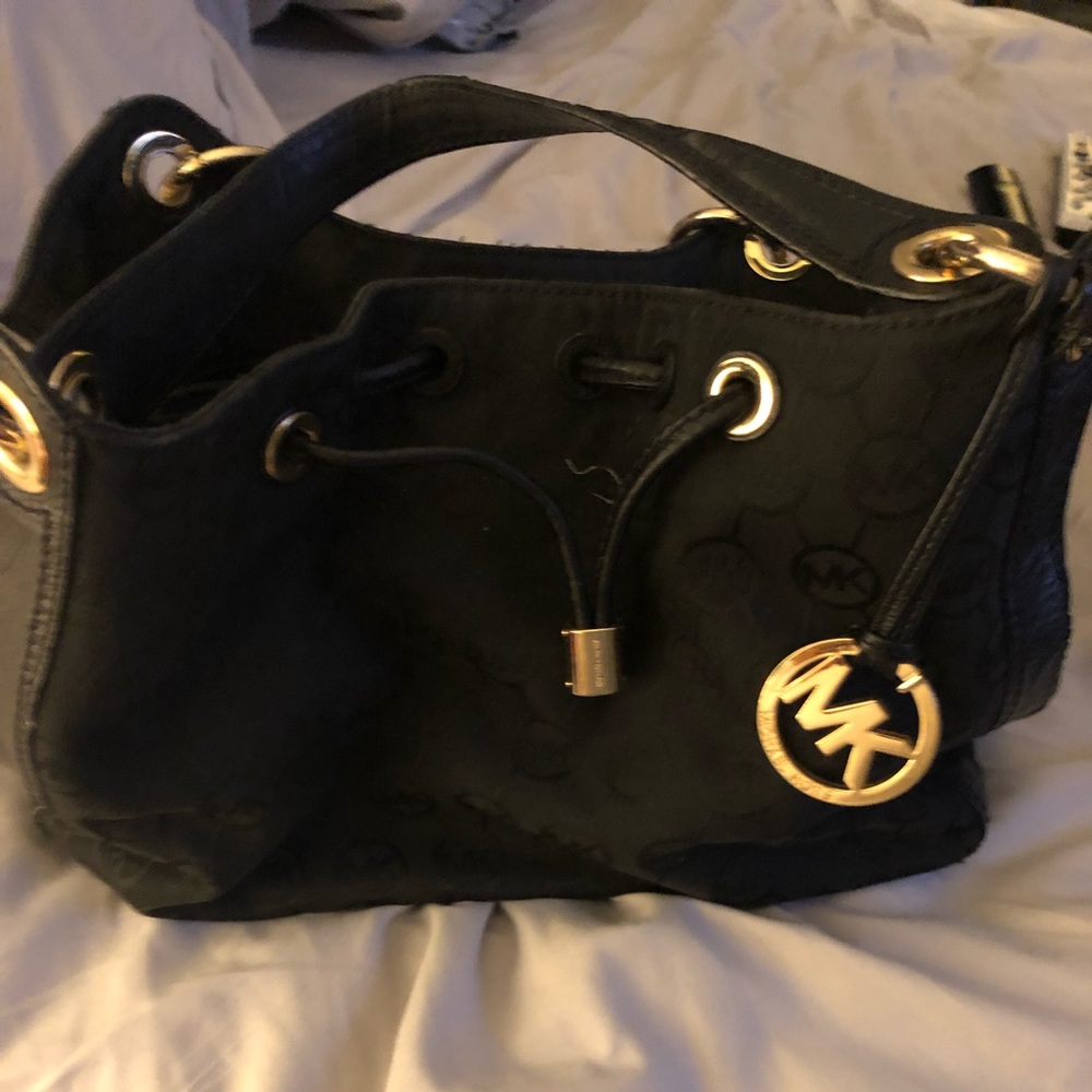 Black Michael Kors bag